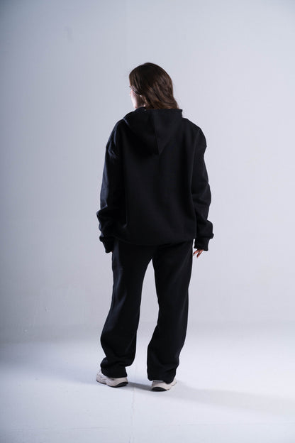 BASIC BLACK SWEATPANTS