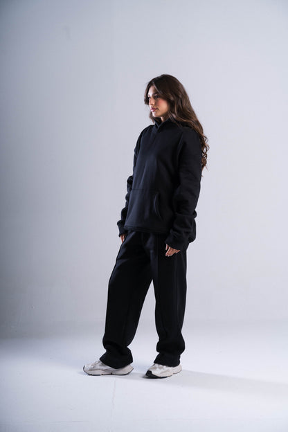 BASIC BLACK SWEATPANTS